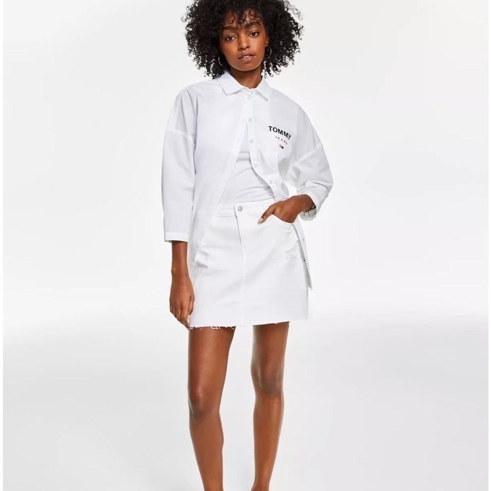 Tommy Jeans Ripped Raw-Hem Denim Skirt
